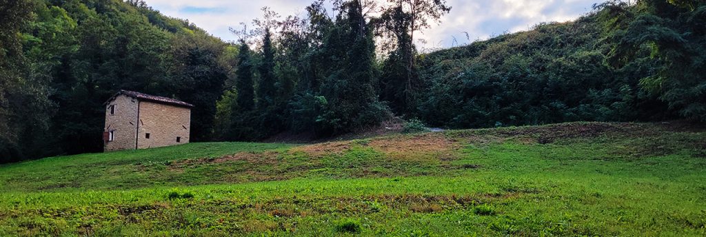 la_quercia_esternolontano_panorama